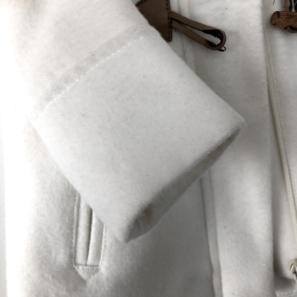 Guy Laroche Girls Coat - Picture 4 of 6